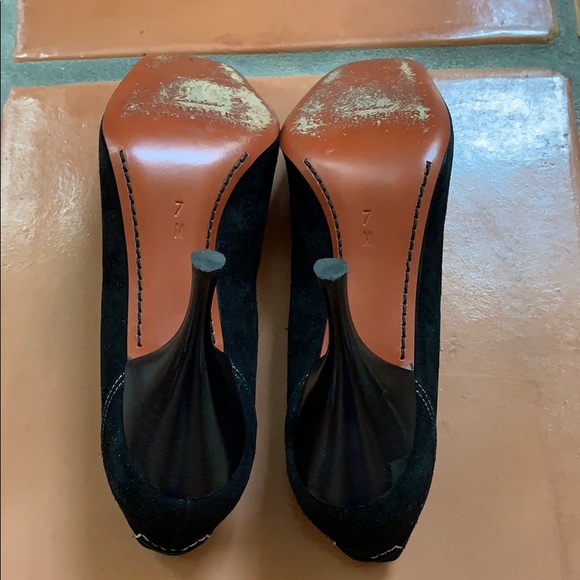 Vintage Suede Donald J Pliner Couture Black Heels